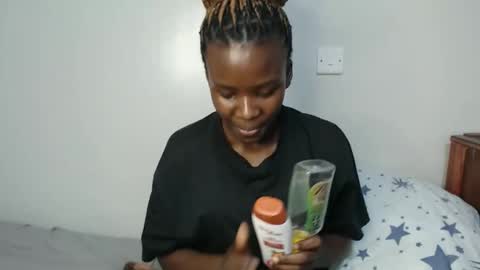 lati online show from 10.30.25