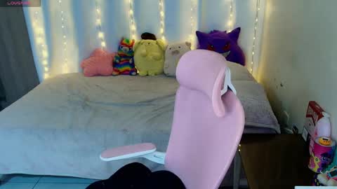 Snapshot of maliciaxpoison chatting on 05.30.26 maliciaxpoison online show from 05.30.26