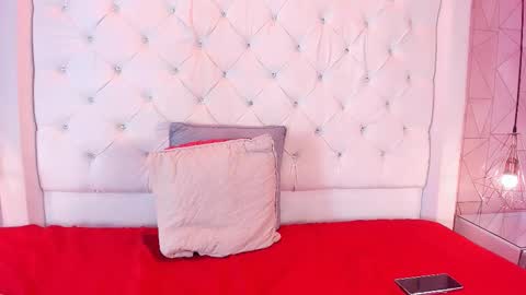 Snapshot of malikasoleil chatting on 02.24.26 Malika soleil online show from 02.24.26