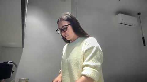 malina568708 online show from 10.19.25