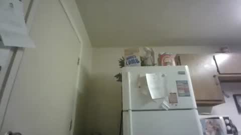 Snapshot of malinda702 chatting on 12.24.24 malinda702 online show from 12.24.24