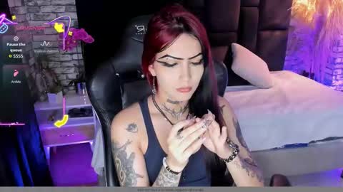 Snapshot of mallory_dietlinde chatting on 03.27.26 mallory_dietlinde online show from 03.27.26