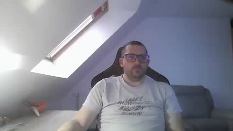 Snapshot of malou2927 chatting on 12.05.24 breton online show from 12.05.24