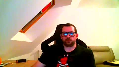 Snapshot of malou2927 chatting on 01.04.25 breton online show from 01.04.25