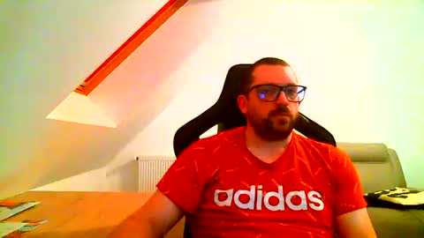 Snapshot of malou2927 chatting on 01.28.25 breton online show from 01.28.25