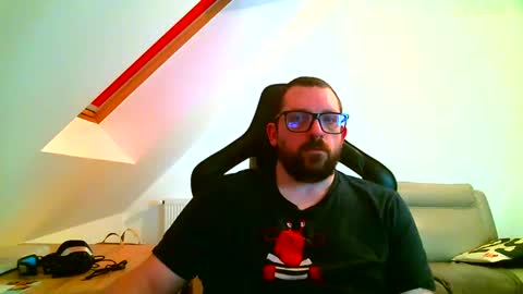 Snapshot of malou2927 chatting on 02.16.25 breton online show from 02.16.25