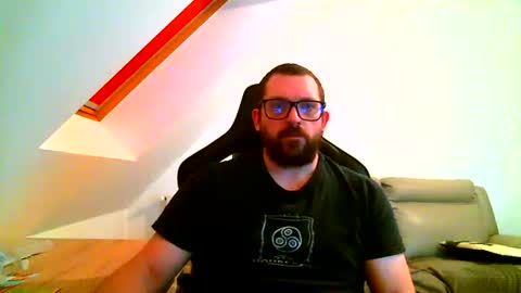 Snapshot of malou2927 chatting on 02.25.25 breton online show from 02.25.25