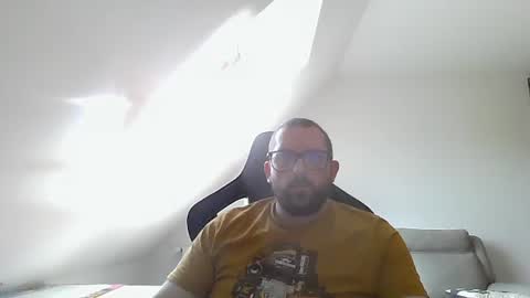 Snapshot of malou2927 chatting on 09.28.25 breton online show from 09.28.25