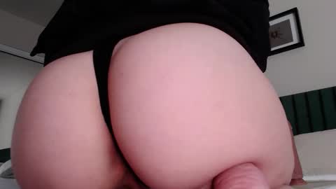 Snapshot of malthevalleyqueen chatting on 01.09.25 Mal online show from 01.09.25