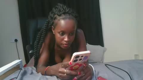 mamaa online show from 03.12.25