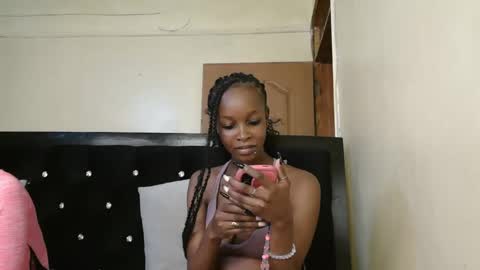 mamaa online show from 09.10.25