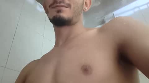 Snapshot of mamm7772024 chatting on 12.18.25 Mickey online show from 12.18.25