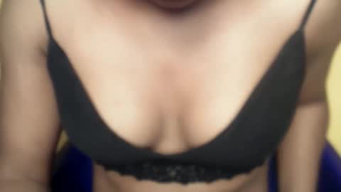 Snapshot of mammy31 chatting on 06.11.26 mammy31 online show from 06.11.26
