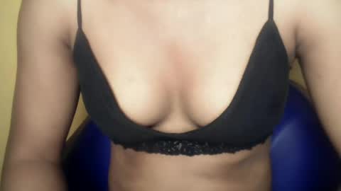 Snapshot of mammy31 chatting on 06.13.26 mammy31 online show from 06.13.26