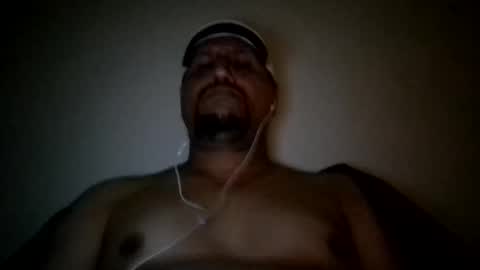 Snapshot of man_new chatting on 10.04.25 Man new online show from 10.04.25