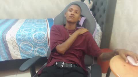 man_san11 online show from 01.19.25