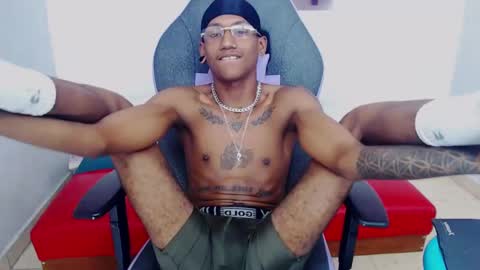 man_san11 online show from 02.27.25