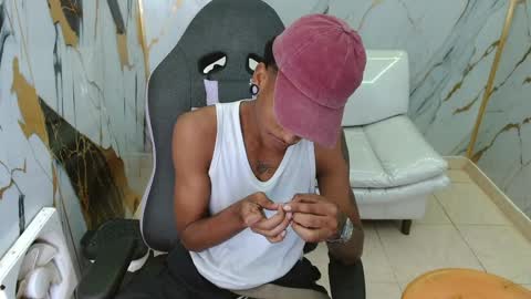 man_sant11 online show from 04.06.26