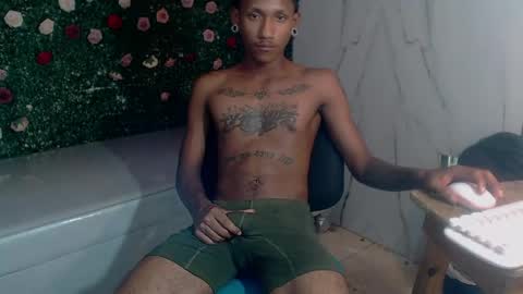 Snapshot of man_sant11 chatting on 04.15.26 man_sant11 online show from 04.15.26