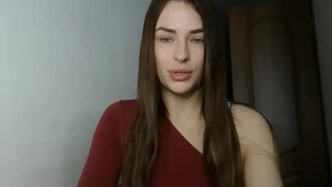 Snapshot of mandibrooks chatting on 10.21.25 MandiBrooks online show from 10.21.25