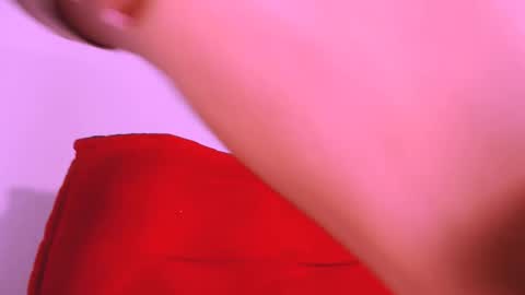 Snapshot of mandingxoxhot chatting on 09.28.25 juan camilo online show from 09.28.25