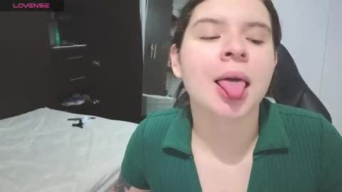 Snapshot of mandy_renzon1_ chatting on 10.14.25 M A N D Y online show from 10.14.25