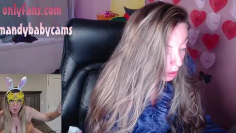 Snapshot of mandybabyxxx chatting on 10.10.25 MandyBabyXXX online show from 10.10.25