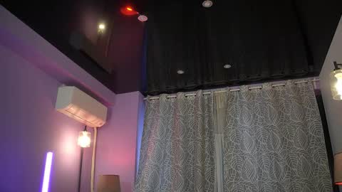 Snapshot of mandypeas chatting on 02.13.26 Anto Lovense is Active My pleasure is in your hands Private is Open online show from 02.13.26