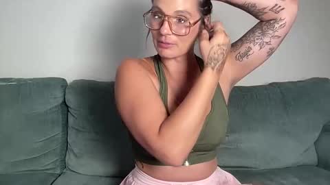 Mandy online show from 10.22.25