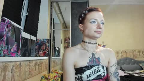 Snapshot of mandyshine chatting on 06.04.26 Mandy online show from 06.04.26