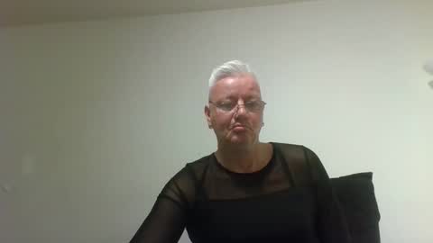 Snapshot of mandywinger chatting on 01.07.26 mandywinger online show from 01.07.26