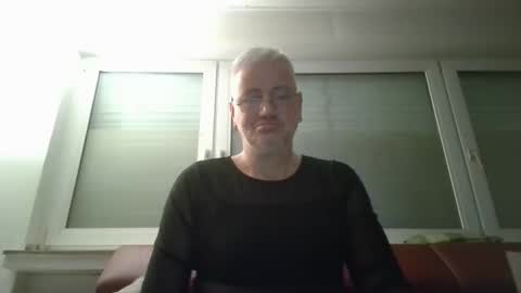 Snapshot of mandywinger chatting on 01.11.26 mandywinger online show from 01.11.26