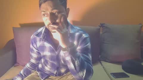 Snapshot of manees1122 chatting on 01.19.25 Roshan online show from 01.19.25
