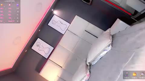 manellyksparklee online show from 10.15.25