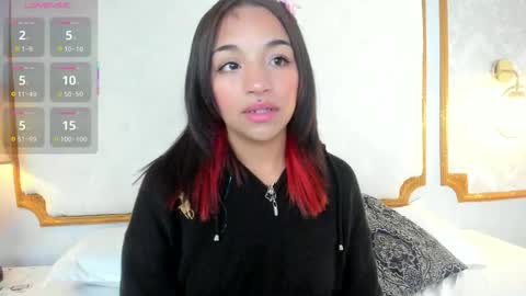 manelyk_evanss online show from 10.02.25