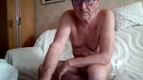 manes5858 online show from 04.18.26