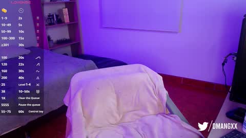 Danny online show from 10.18.25