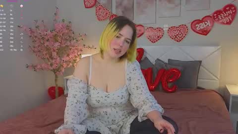 manic_pixie_ online show from 02.13.25