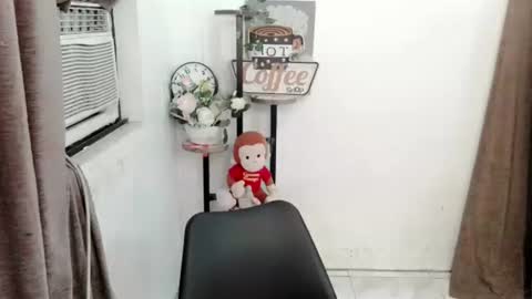 maniniyot69 online show from 11.26.25