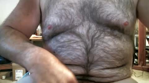 Snapshot of manleg439 chatting on 04.30.26 manleg439 online show from 04.30.26