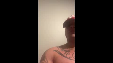 Snapshot of manmuscles3 chatting on 02.25.25 manmuscles3 online show from 02.25.25