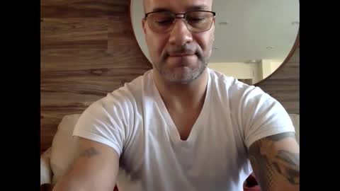 Snapshot of manny77977 chatting on 01.17.25 david 77977 online show from 01.17.25