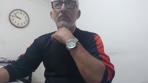 Manolito online show from 12.29.24