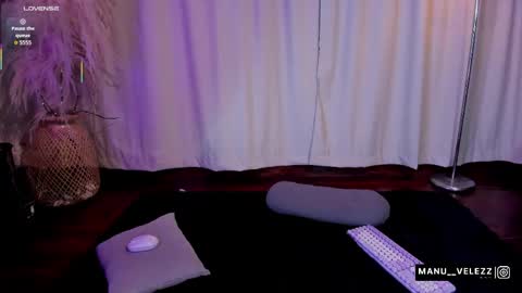 manu  velezz   Help me to get to 100 thumbs ups Tip 25tks  Rate me  online show from 04.24.26