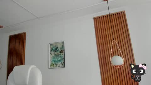 Manuela Miller           online show from 04.12.26