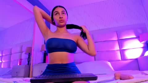 Manuela online show from 03.18.26