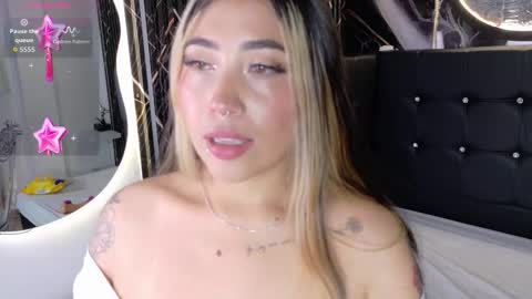 Manuela  online show from 11.11.25