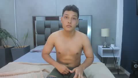 Snapshot of manuell_rivero chatting on 05.29.26 Manuell Rivero online show from 05.29.26