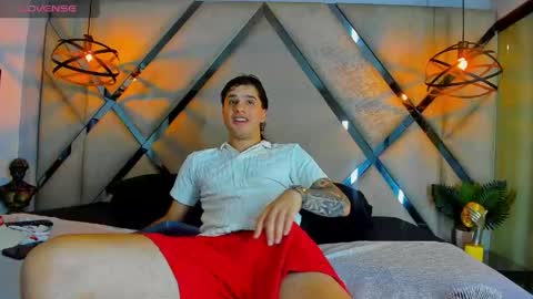 Manuel online show from 04.13.26