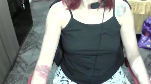 Manu Escarlate online show from 09.27.25